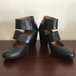 Esska | Black Heeled Booties - Sz 36